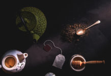 【基隆-呵呵咖啡】巷弄內的金繼店 茶.酒.咖啡.器 黃金組合